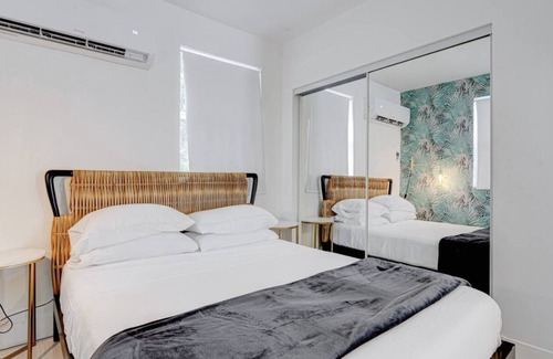 Wynwood Art District Apartment | Vibrant Wynwood Loft close to everything