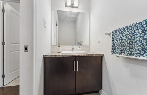 Ottawa Division House | ViceHaven