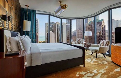 Rush and Division Hotel | Viceroy Chicago