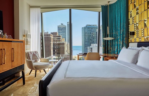 Rush and Division Hotel | Viceroy Chicago