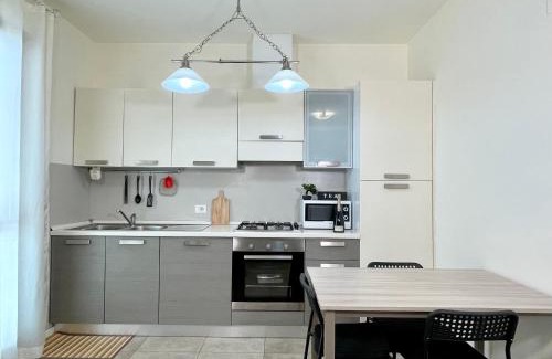 Marina Centro Apartment | Vicina al mare con grande giardino - Appartamento Tulipano