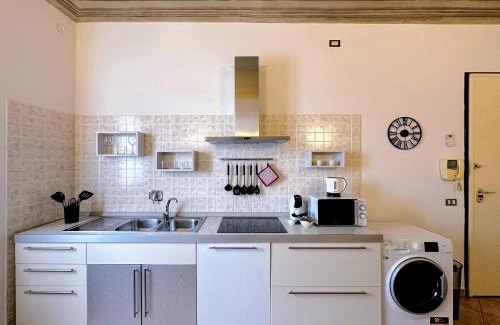 Old Town Apartment | Vicino al Centro e a Parcheggi Gratuiti - Affresco Strepitoso