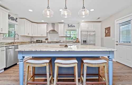 Heritage Woods House | Vicino al Mare | Spacious 4BR Home w/Pool & Spa | 0.5 Miles to Beach | 32 Baynard Cove Rd