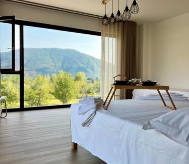 Santa Maria A Vico Bed & Breakfast | Vico Suite