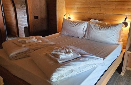 Vicolungo Cabin | VICOLUNGO Glamor Lodge & Spa Ondaland waterpark
