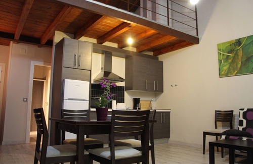 Agueda del Caudillo Apartment | Victor Apartments and Houses. (Apartment 1)
