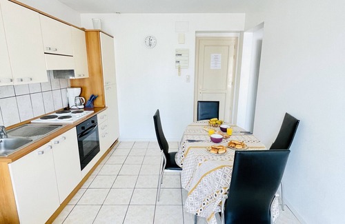 Forges-les-Bains Apartment | Victor Hugo : Apartment 300 meters from the thermal baths