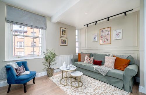 Pimlico Apartment | Victoria 2 bedroom flat - Buckingham palace