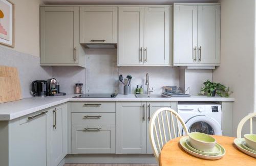 Pimlico Apartment | Victoria 2 bedroom flat - Buckingham palace