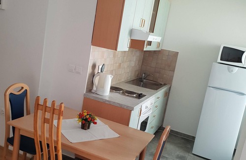 Ljubljana Apartment | Victoria Apartment + balcony, near center, easy accessible