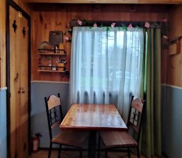 Victoria Bed & Breakfast | Victoria Cabin