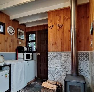 Victoria Bed & Breakfast | Victoria Cabin