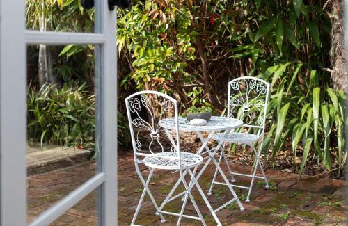 Ulverstone House | Victoria Cottage