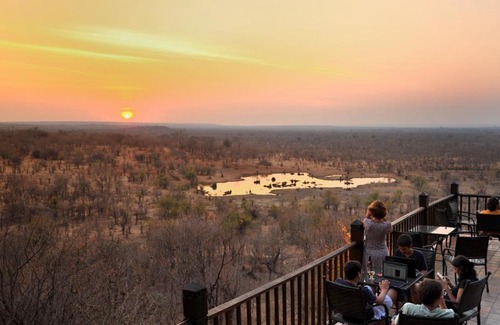 Victoria Falls Hotel | Victoria Falls Safari Suites