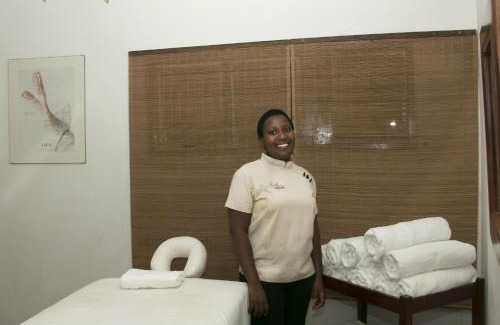 Victoria Falls Hotel | Victoria Falls Safari Suites
