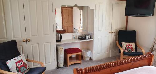 Six Hills Bed & Breakfast | Victoria Farm