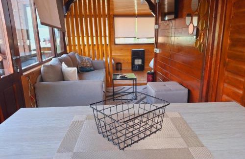 Bajina Basta House | Victoria lake house
