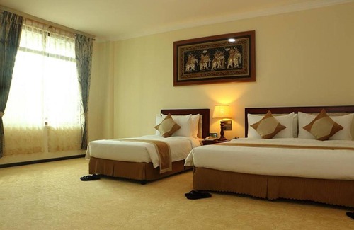 Mandalay Hotel | Victoria Palace Hotel