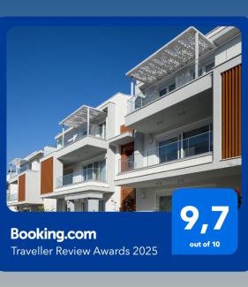 Pavlos Melas Apartment | Victoria Residence