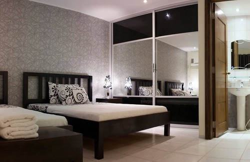 Puerto Galera Bed & Breakfast | Victoria's Bed & Breakfast