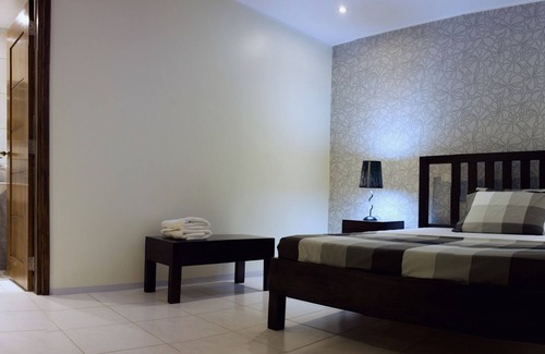 Puerto Galera Bed & Breakfast | Victoria's Bed & Breakfast