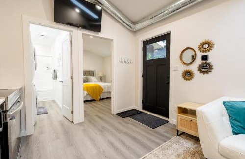 Downtown London Apartment | Victoria's Lookout