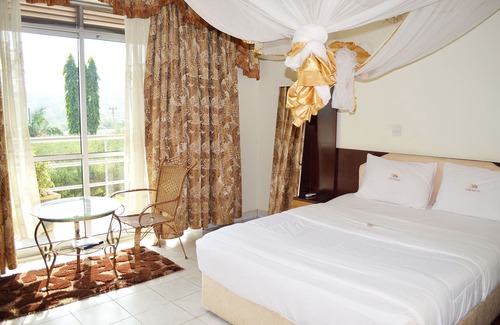 Munyonyo Hotel | Victoria Travel Hotel