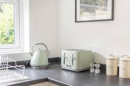 Cambridge House | Victorian 2 Bedroom Home near the river Cam