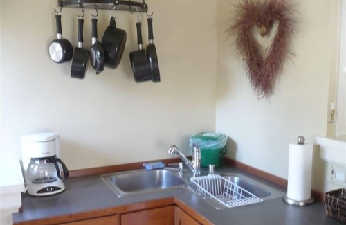 Minor House | Victorian Cottage 2 Miles to Downtown Seattle