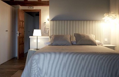 Pedraza Cottage | Victorian Cottage for 10 people
