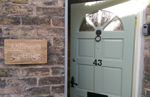 Pocklington House | Victorian Cottage in Pocklington near York with log burner and wi-fi