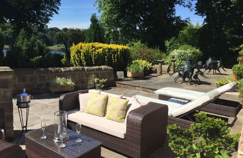 Woolley Moor House | Victorian Detached Stone Built ‘Gentleman’s Residence’ sleeps 6-13