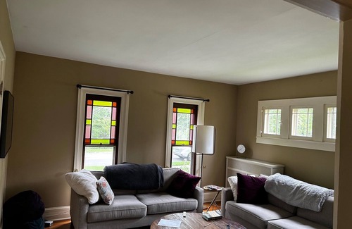 Hudson House | Victorian Farmhouse steps away from the best of Hudson