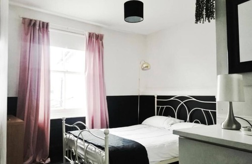 Wellington Bed & Breakfast | Victorian Guesthouse in the heart of Wellington