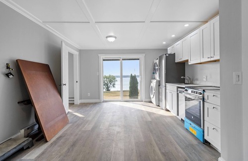 Ogdensburg Apartment | Victorian home-1 Bedroom 1 Bathroom Master unit with view of St Lawrence River