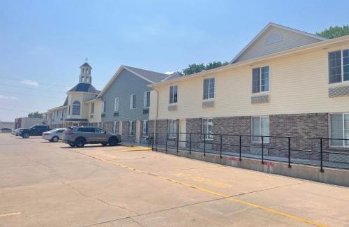 Beatrice Hotel | Victorian Inn