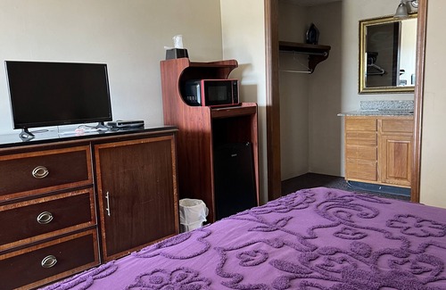 Cleveland Hotel | Victorian Inn