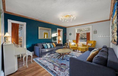 Ogden Villa | Victorian Luxury, Big Groups, Jacuzzi