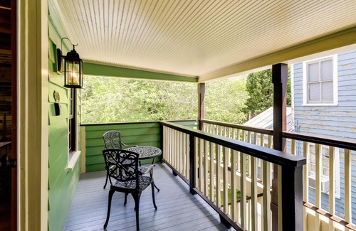 New Bern Apartment | Victorian New Bern Vacation Rental In Downtown!