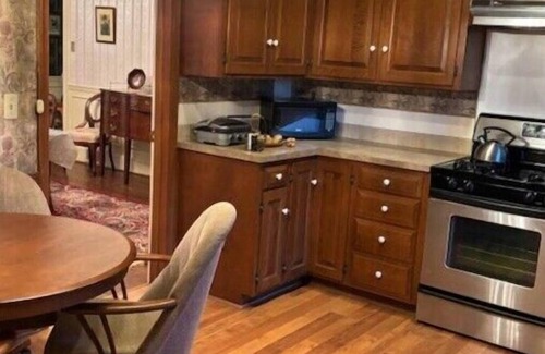 Somerdale Apartment | Victorian Oasis in Mineral City, near Atwood - Deer Hunting - Hot Tub