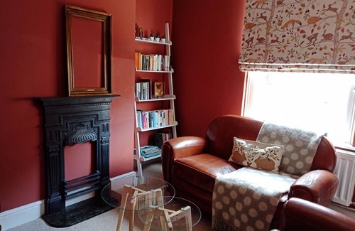 York House | Victorian terraced house with two en-suite bedrooms