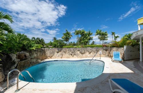 Lascelles Villa | Vida Mejor-Waterfall