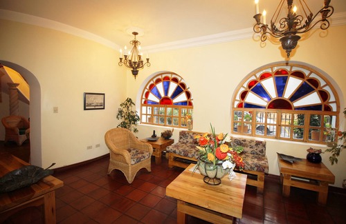 La Colon Hotel | Vieja Cuba Hotel