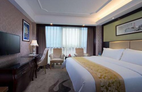 Meixian Hotel | Vienna 3 Best Hotel Meizhou Mei County People Square