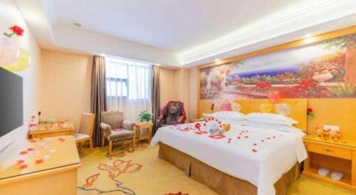 Buji Hotel | Vienna 3 Best Hotel Shenzhen Bantian Guangya Park Metro Station