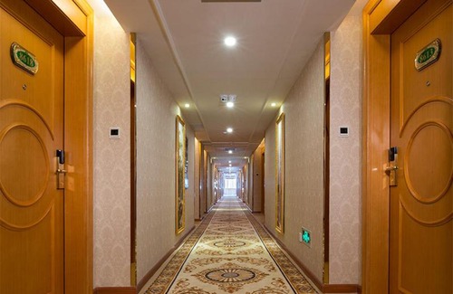 Nanhai Hotel | Vienna Hotel Foshan Lingnan Pearl Gymnasium Branch