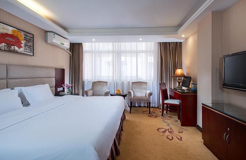 Baiyun Hotel | Vienna Hotel Guangzhou Dekang Road