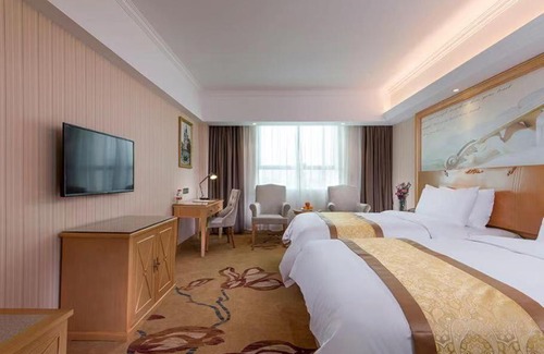 Huadu Hotel | Vienna Hotel(Guangzhou Huadu Rongchuang Wanda Hibiscus Station )