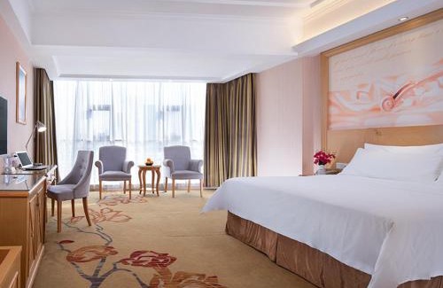 Panyu Hotel | Vienna Hotel Guangzhou Panyu Huanan Country Garden