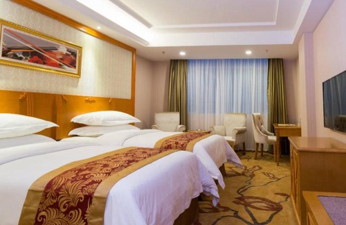 Guangzhou Hotel | Vienna Hotel Guangzhou Songnan